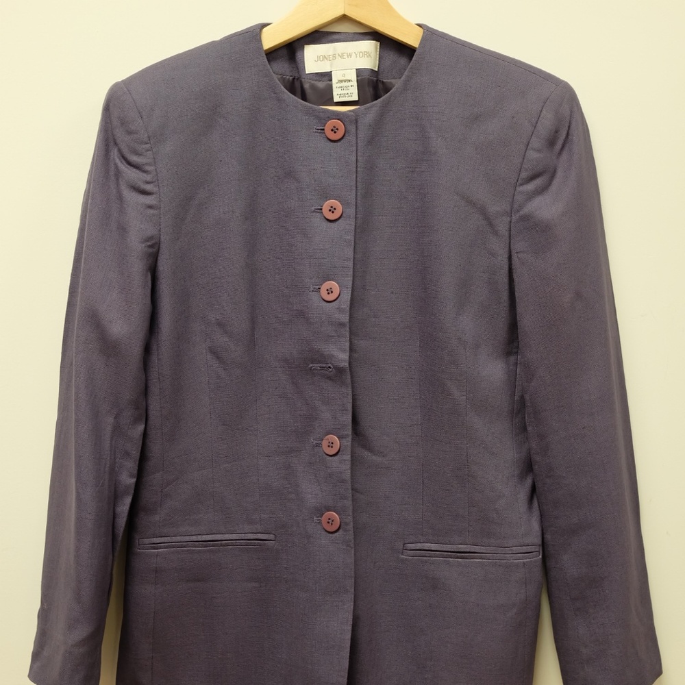 Jones New York Woman Suit